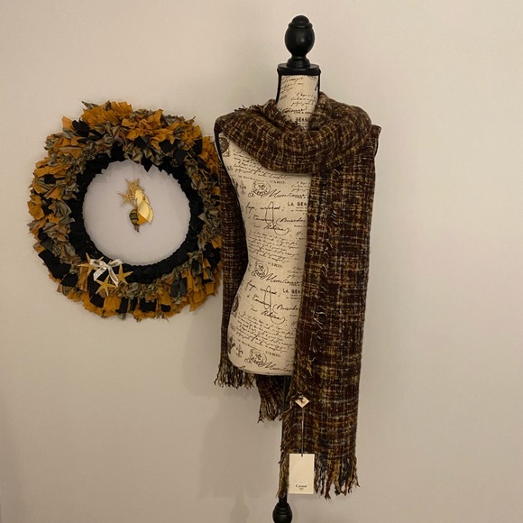 Oversized wool cape/wrap perfect for fall/winter - Picture 15 of 16